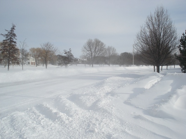 Угол Brookdale Rd. and Beaver Dr.
