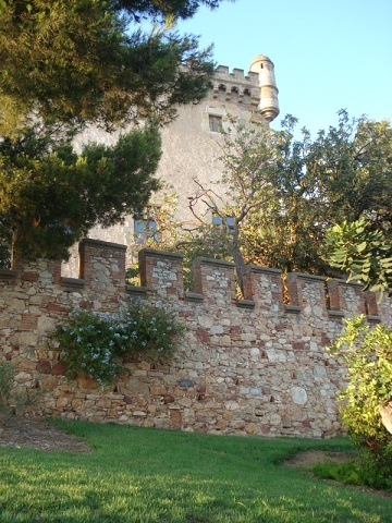 Castelldefels • Замок
